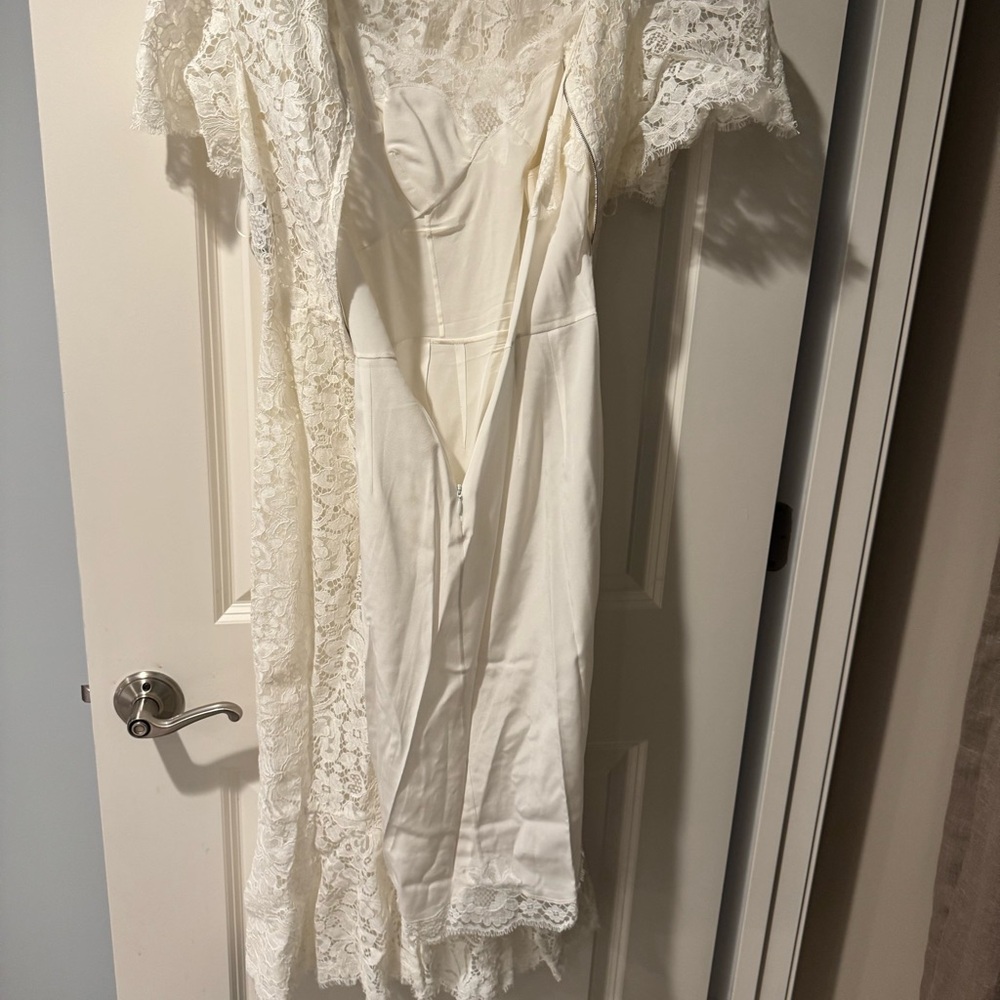 Dolce & Gabbana White Lace Wedding Dress | XS - Picture 9 of 10